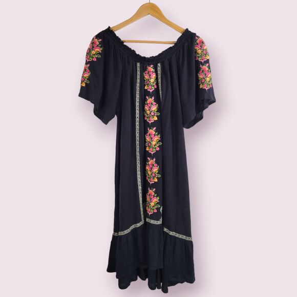 SUNDANCE Black Floral Path Dress Sz M Linen Embroidered Midi Off Shoulder Ruffle - Picture 11 of 12